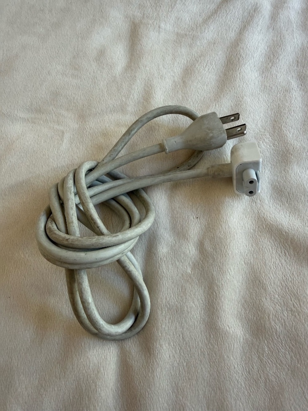 Apple Power Adapter Extension Cable (Figure-8) Genuine Apple OEM